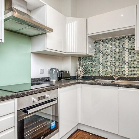 Stylish Studio By Heathrow Airport Apartment London Exterior photo