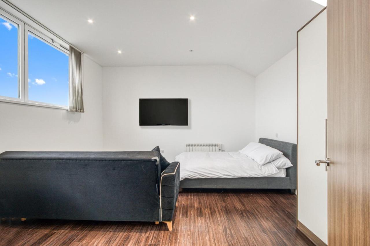 Stylish Studio By Heathrow Airport Apartment London Exterior photo